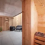 Streif Lxl 公寓式酒店 4*