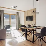 Streif Lxl
