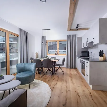 Streif Lxl Aparthotel 4*